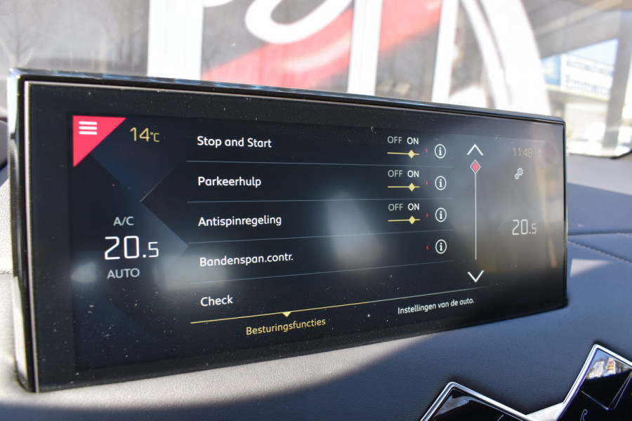 DS DS 3 Crossback 1.2 PureTech Montmartre / Climate control / Carplay / Parkeerhulp