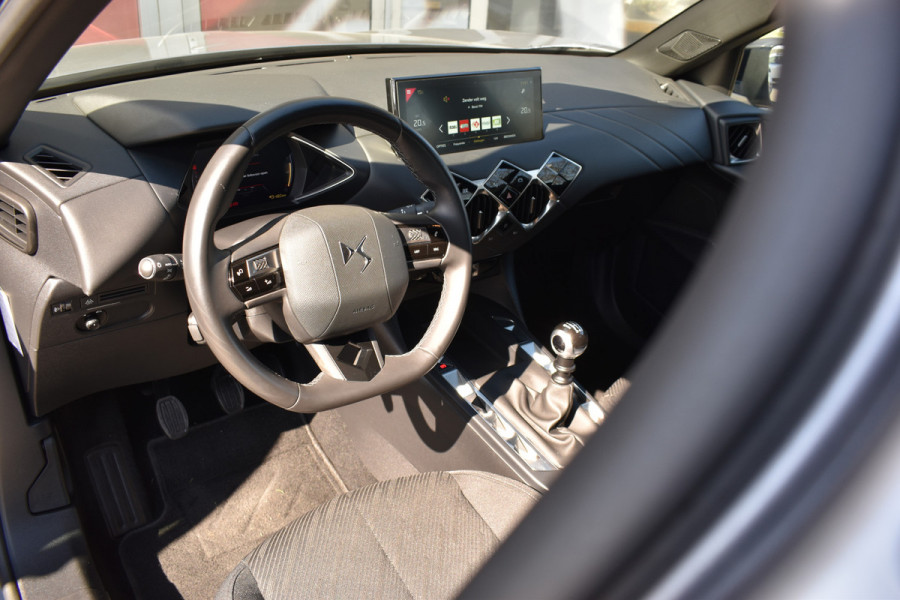 DS DS 3 Crossback 1.2 PureTech Montmartre / Climate control / Carplay / Parkeerhulp