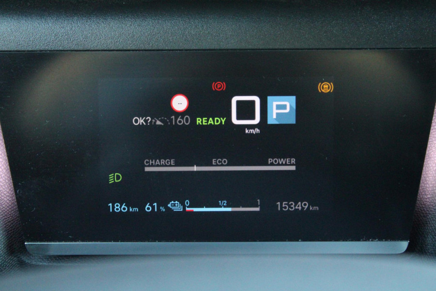Citroën Ë-C4 FEEL PACK 136PK 50 kWh | ACHTERUITRIJ CAMERA | NAVIGATIE | APPLE CARPLAY/ANDROID AUTO | LED KOPLAMPEN | CLIMATE CONTROL | CRUISE CONTROL | 18" LICHTMETALEN VELGEN | DAB+ RADIO |