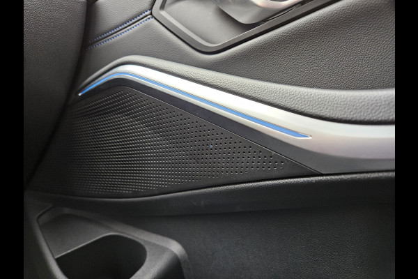 BMW 3 Serie Touring 320e M Sport Shadow Plug In Hybrid Dealer O.H PHEV | Alcantara Sportstoelen Verwarmd | 19"L.M | Sfeerverlichting | Apple Carplay | DAB | Virtual | Navi Full Map |