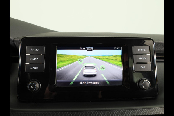 Škoda Kamiq 1.0 TSI Ambition 110 pk | Navigatie via App | Parkeersensoren achter | Autom. airco | Cruise control | LED koplampen |