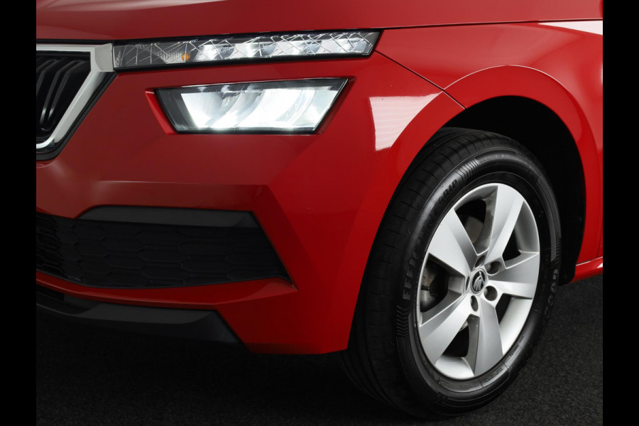 Škoda Kamiq 1.0 TSI Ambition 110 pk | Navigatie via App | Parkeersensoren achter | Autom. airco | Cruise control | LED koplampen |