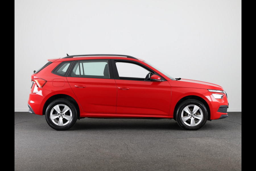 Škoda Kamiq 1.0 TSI Ambition 110 pk | Navigatie via App | Parkeersensoren achter | Autom. airco | Cruise control | LED koplampen |