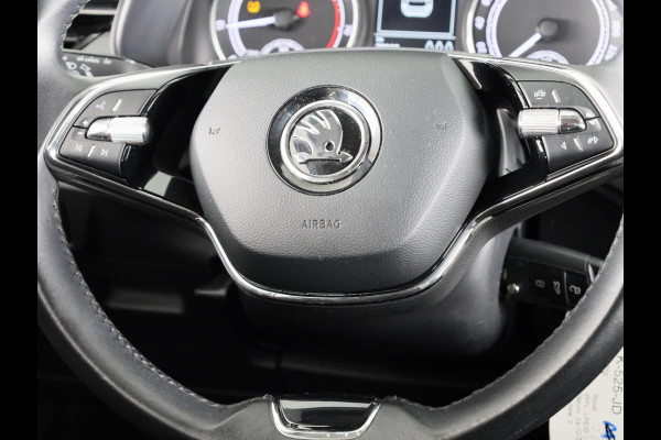 Škoda Kamiq 1.0 TSI Ambition 110 pk | Navigatie via App | Parkeersensoren achter | Autom. airco | Cruise control | LED koplampen |