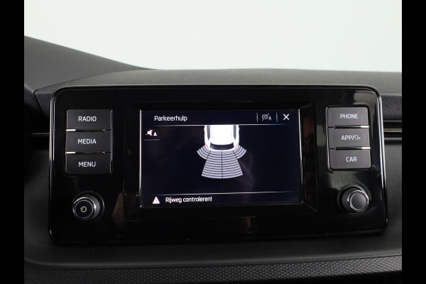 Škoda Kamiq 1.0 TSI Ambition 110 pk | Navigatie via App | Parkeersensoren achter | Autom. airco | Cruise control | LED koplampen |
