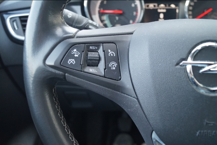 Opel Astra Sports Tourer 1.2 Design & Tech -NAVI-ECC-PDC-CAM-