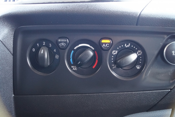Ford Transit Custom 340 2.0 130pk TDCI L2-H1 Trend -AIRCO-