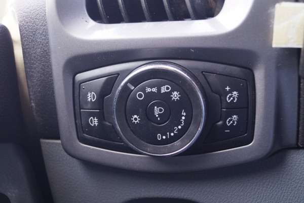 Ford Transit Custom 340 2.0 130pk TDCI L2-H1 Trend -AIRCO-