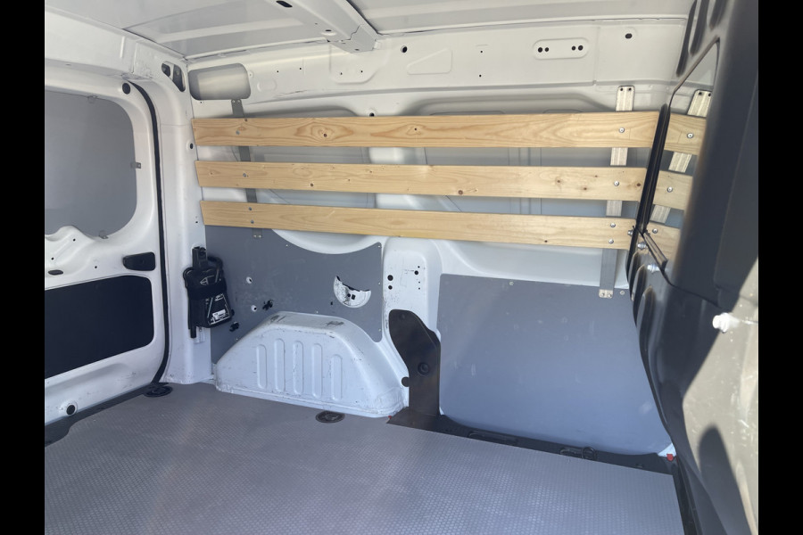 Renault Express 1.5 dCi 75 Comfort + / vaste prijs rijklaar € 12.950 ex btw / lease vanaf € 237 / airco / cruise / euro 6 diesel / schuifdeur / armsteun / parkeersensoren achter