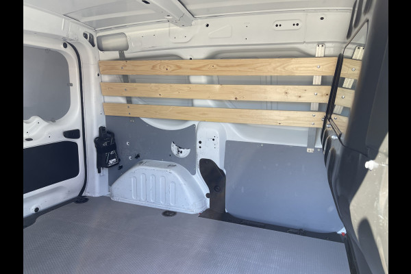 Renault Express 1.5 dCi 75 Comfort + / vaste prijs rijklaar € 12.950 ex btw / lease vanaf € 237 / airco / cruise / euro 6 diesel / schuifdeur / armsteun / parkeersensoren achter