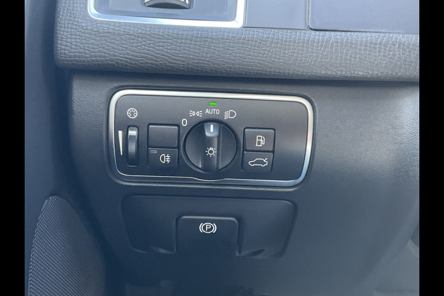 Volvo XC60 2.0 D4 Polar+ Adapt.Cruise Pano Leer BLISS Trekhaak