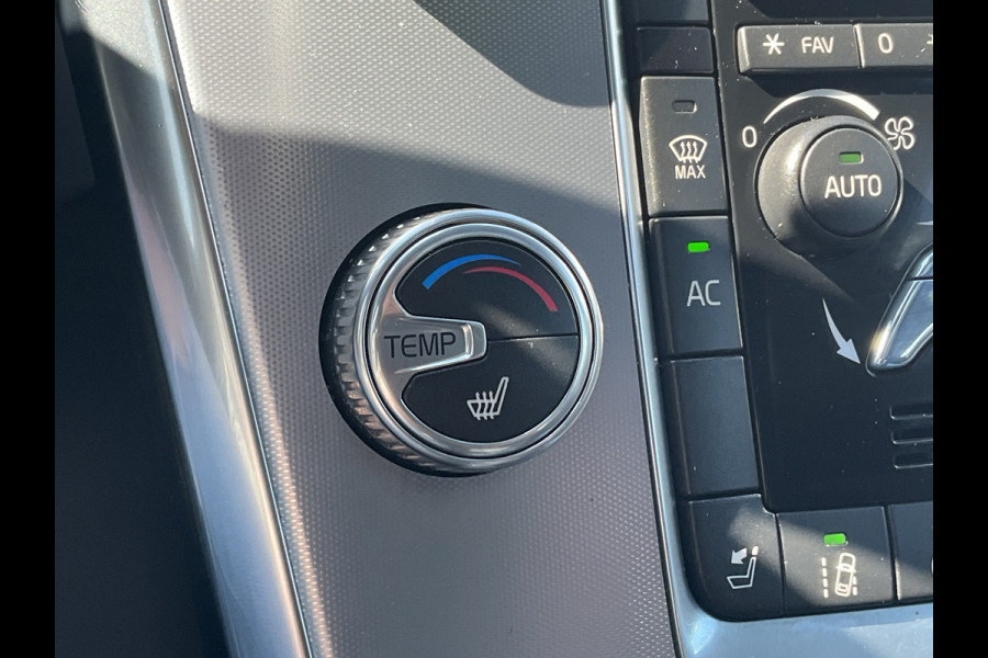 Volvo XC60 2.0 D4 Polar+ Adapt.Cruise Pano Leer BLISS Trekhaak