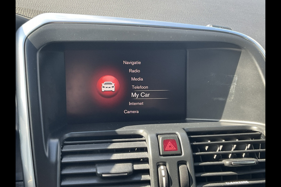 Volvo XC60 2.0 D4 Polar+ Adapt.Cruise Pano Leer BLISS Trekhaak
