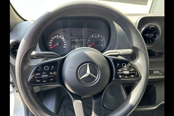 Mercedes-Benz Sprinter 316 CDI L2 H2 Automaat / LED / MBUX / WÜRTH Inrichting / Standkachel / Camera / Navigatie / Airco / Cruise control