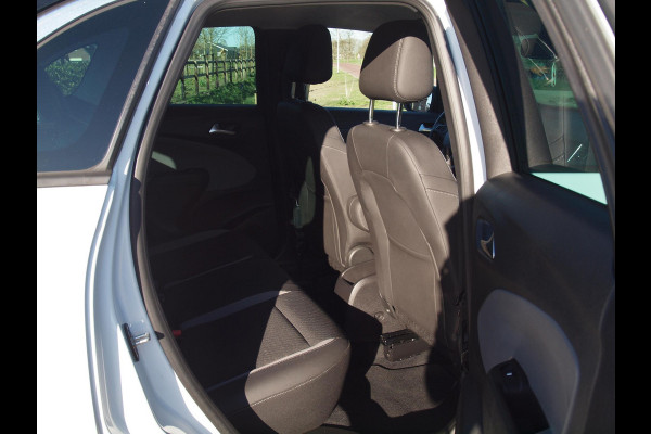 Opel Crossland X 1.2 Turbo Innovation | Apple Carplay | Cruise Control | Parkeersensoren | Navi |