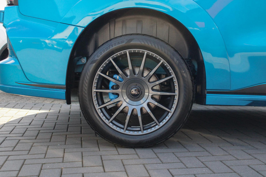 Ford Transit Custom 320 2.0 TDCI L2H1 MS-RT AWD Digital Aqua Blue | Dubbele zijschuifdeur | Inklapbare trekhaak | Navigatie systeem | Centrale dubbele vergrendeling | AGM accu | Handmatige regeneratie roetfilter | Centrale dubbele vergrendeling |  Wis/was achter | Vehicle Integration System