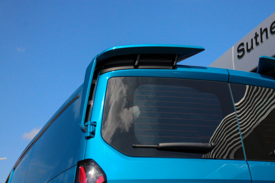 Ford Transit Custom 320 2.0 TDCI L2H1 MS-RT AWD Digital Aqua Blue | Dubbele zijschuifdeur | Inklapbare trekhaak | Navigatie systeem | Centrale dubbele vergrendeling | AGM accu | Handmatige regeneratie roetfilter | Centrale dubbele vergrendeling |  Wis/was achter | Vehicle Integration System