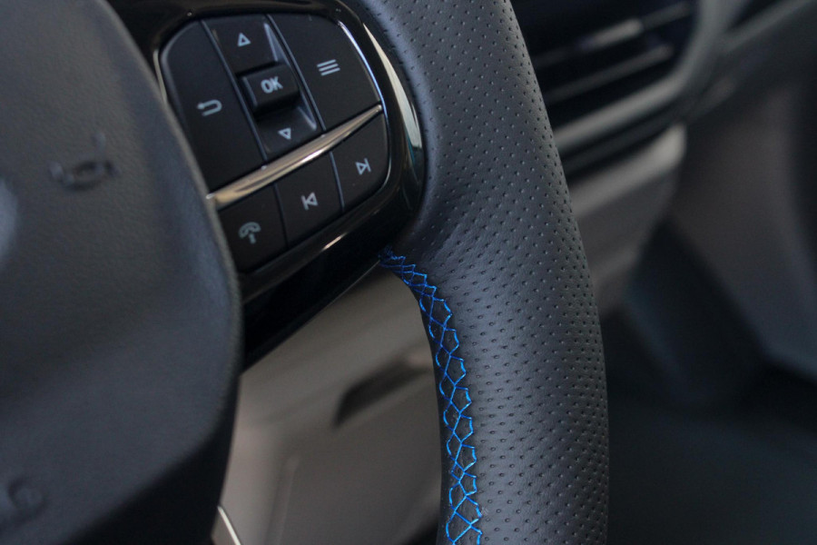 Ford Transit Custom 320 2.0 TDCI L2H1 MS-RT AWD Digital Aqua Blue | Dubbele zijschuifdeur | Inklapbare trekhaak | Navigatie systeem | Centrale dubbele vergrendeling | AGM accu | Handmatige regeneratie roetfilter | Centrale dubbele vergrendeling |  Wis/was achter | Vehicle Integration System