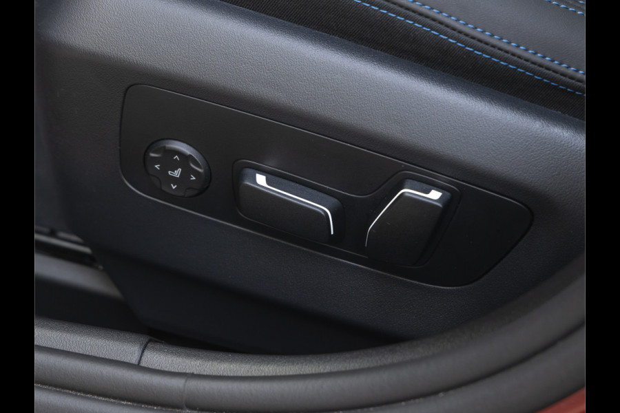 BMW i5 Touring M60 M-Sport Pro - Pano - Integral Active Steering - Bowers & Wilkins - Carbon Pack
