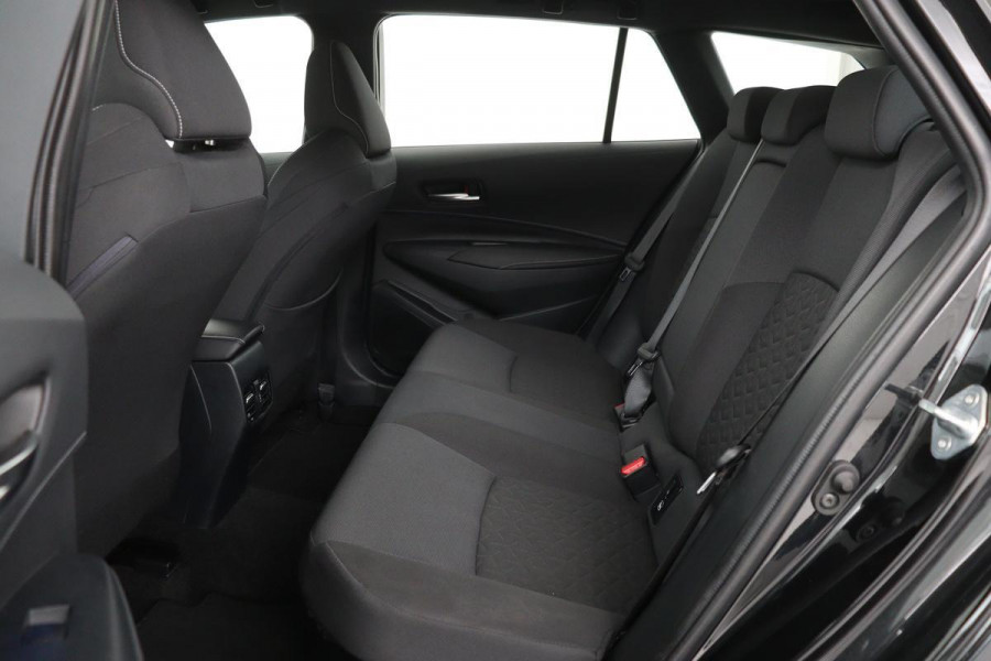 Toyota Corolla 1.8 Hybrid Style | Stoelverwarming | Head-Up | Adaptive cruise | Camera | Park Assist | Full LED | Keyless | Navigatie