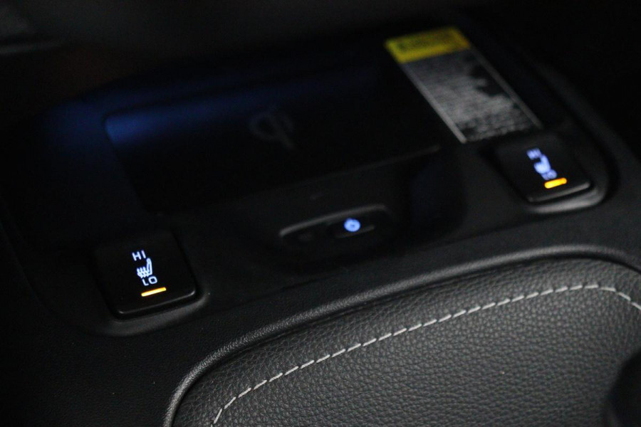 Toyota Corolla 1.8 Hybrid Style | Stoelverwarming | Head-Up | Adaptive cruise | Camera | Park Assist | Full LED | Keyless | Navigatie