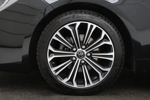 Toyota Corolla 1.8 Hybrid Style | Stoelverwarming | Head-Up | Adaptive cruise | Camera | Park Assist | Full LED | Keyless | Navigatie
