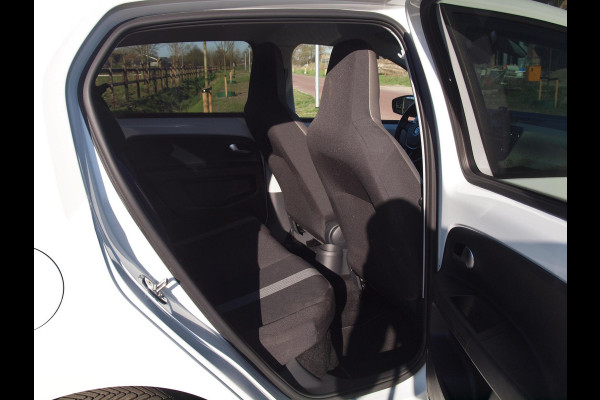 Volkswagen e-Up! e-up! | Automaat | Bluetooth | 15-inch | NL-auto |