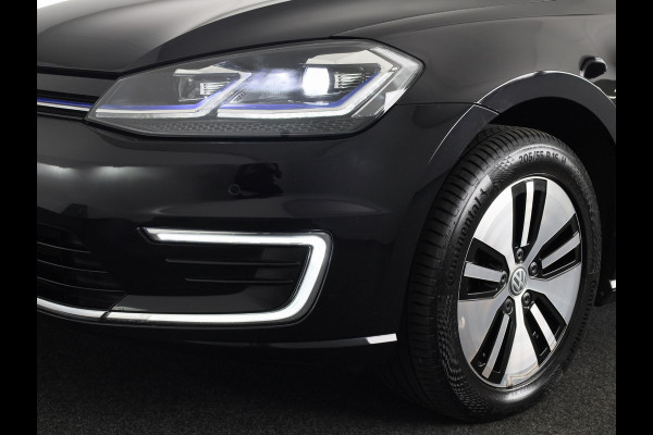 Volkswagen e-Golf E-DITION 136 PK Automaat | Navigatie | Warmtepomp | Parkeersensoren | Adaptieve cruise control | LED koplampen |