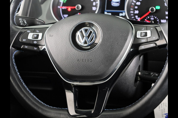 Volkswagen e-Golf E-DITION 136 PK Automaat | Navigatie | Warmtepomp | Parkeersensoren | Adaptieve cruise control | LED koplampen |