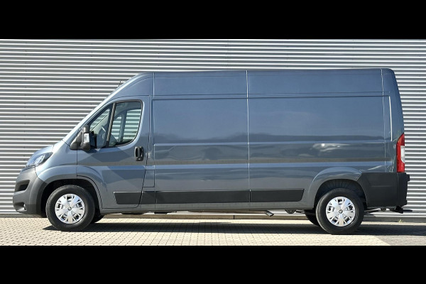 Peugeot Boxer L3H2 Metallic Blauw Airco Navi Trekhaak