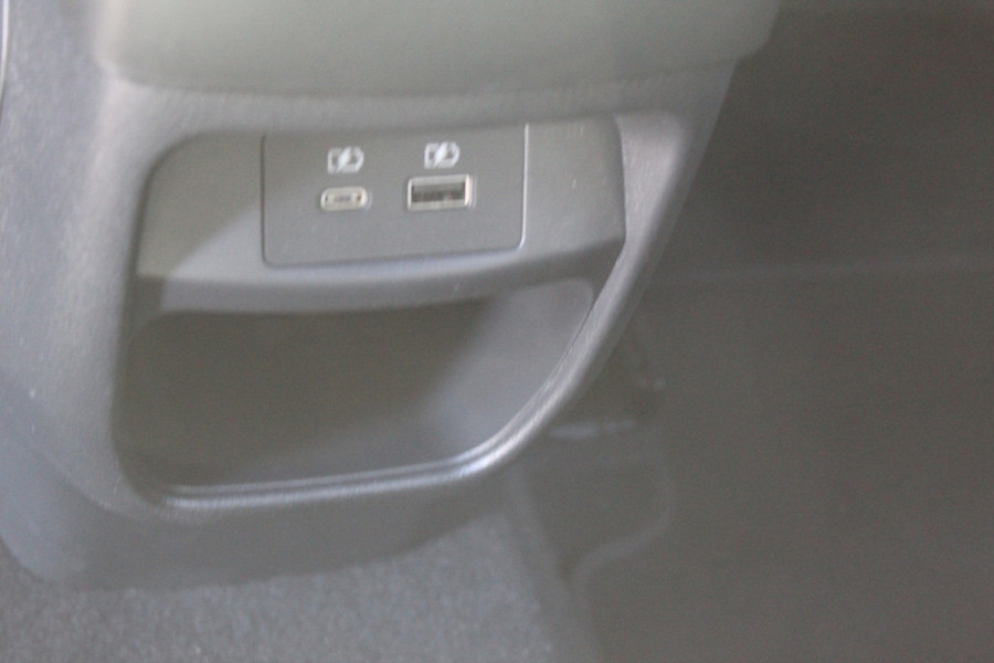Nissan Juke 1.0 114 pk DIG-T N-Connecta Nieuwste Model Van 37250,- voor 24895,- Navigatie, Stoel verwarming, Cilmate control, Cruise Control, Lane Assist
