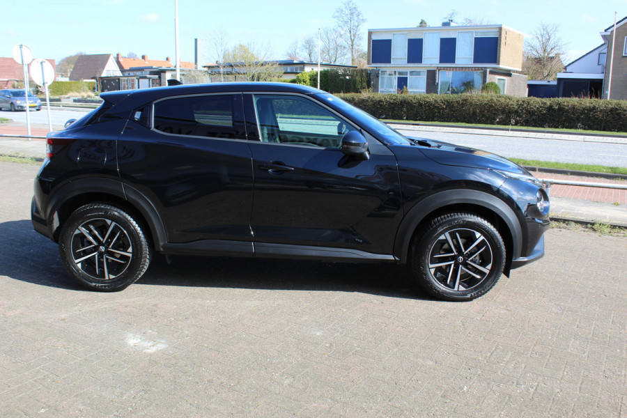 Nissan Juke 1.0 114 pk DIG-T N-Connecta Nieuwste Model Van 37250,- voor 24895,- Navigatie, Stoel verwarming, Cilmate control, Cruise Control, Lane Assist