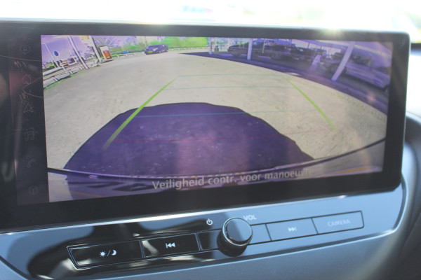 Nissan Juke 1.0 114 pk DIG-T N-Connecta Nieuwste Model Van 37250,- voor 24895,- Navigatie, Stoel verwarming, Cilmate control, Cruise Control, Lane Assist