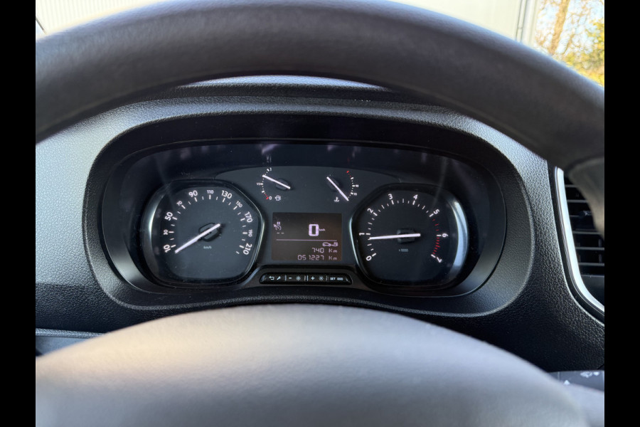 Toyota ProAce Worker 2.0 D-4D 145 PK / L2H1 / 1e EIG. / AIRCO / CRUISE / 3-ZITS / DAB / CARPLAY