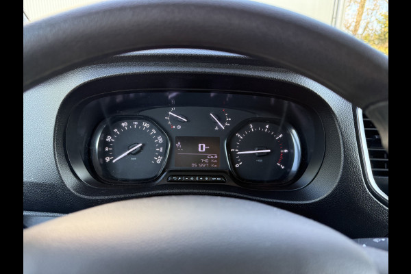 Toyota ProAce Worker 2.0 D-4D 145 PK / L2H1 / 1e EIG. / AIRCO / CRUISE / 3-ZITS / DAB / CARPLAY