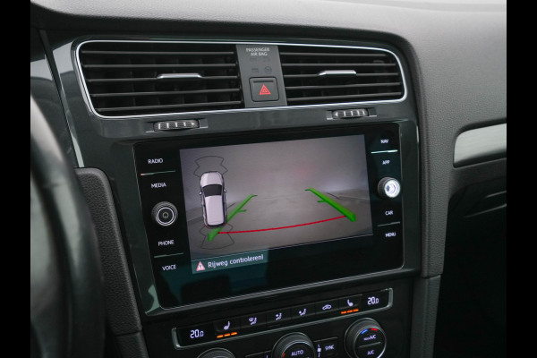Volkswagen e-Golf E-DITION (INCL-BTW) *VIENNA-FULL-LEATHER | DIGI-COCKPIT | FULL-LED | ADAPTIVE-CRUISE | DYNAUDIO | NAVI-FULLMAP | CAMERA | DAB+ | SPORT-SEATS | HEATED-SEATS | CCS-FASTLOADER | ECC | PDC | 18''ALU*