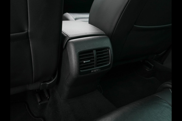 Volkswagen e-Golf E-DITION (INCL-BTW) *VIENNA-FULL-LEATHER | DIGI-COCKPIT | FULL-LED | ADAPTIVE-CRUISE | DYNAUDIO | NAVI-FULLMAP | CAMERA | DAB+ | SPORT-SEATS | HEATED-SEATS | CCS-FASTLOADER | ECC | PDC | 18''ALU*