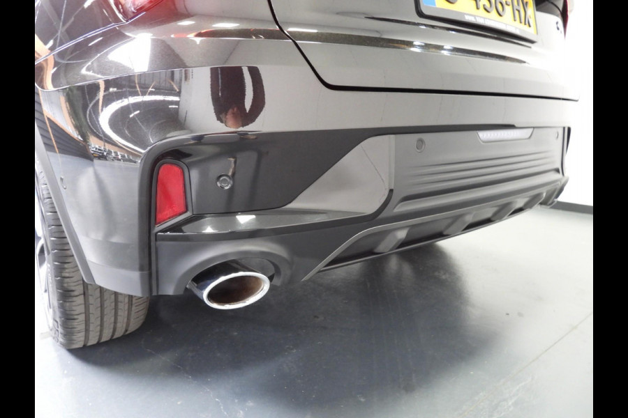 Lynk & Co 01 1.5 PHEV Plug-In NAVI/360CAM/SCHUIFDAK/LED/20"LMV!