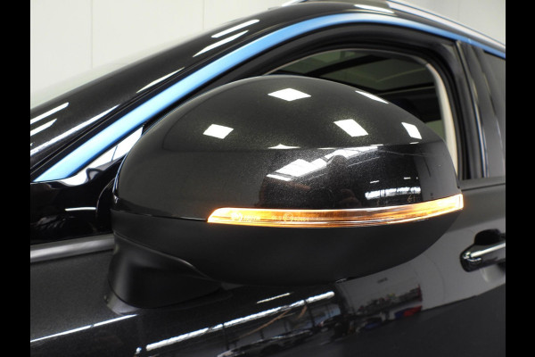 Lynk & Co 01 1.5 PHEV Plug-In NAVI/360CAM/SCHUIFDAK/LED/20"LMV!