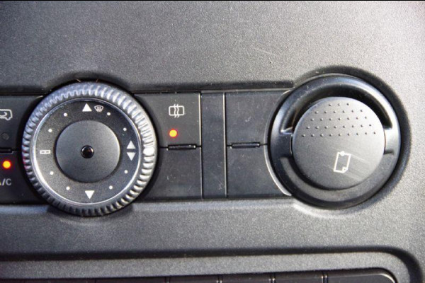 Mercedes-Benz Sprinter 319 3.0 CDI V6 AUT. XENON, TREKHAAK, CAMERA, NAVI, CRUISE, AIRCO, STANDKACHEL, STOELVERWARMING, PARKEERSENSOREN