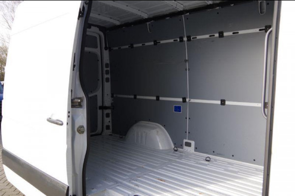 Mercedes-Benz Sprinter 319 3.0 CDI V6 AUT. XENON, TREKHAAK, CAMERA, NAVI, CRUISE, AIRCO, STANDKACHEL, STOELVERWARMING, PARKEERSENSOREN