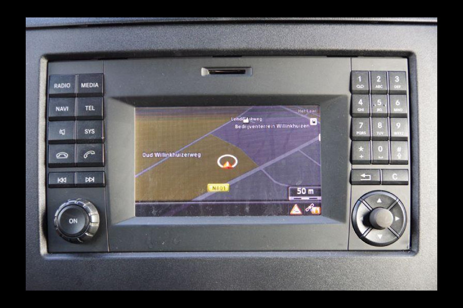 Mercedes-Benz Sprinter 319 3.0 CDI V6 AUT. XENON, TREKHAAK, CAMERA, NAVI, CRUISE, AIRCO, STANDKACHEL, STOELVERWARMING, PARKEERSENSOREN