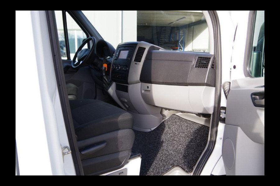 Mercedes-Benz Sprinter 319 3.0 CDI V6 AUT. XENON, TREKHAAK, CAMERA, NAVI, CRUISE, AIRCO, STANDKACHEL, STOELVERWARMING, PARKEERSENSOREN
