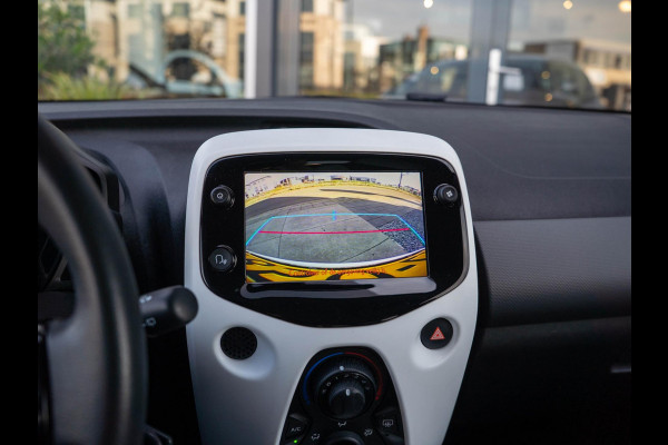 Citroën C1 1.0 VTi Millenium / Stoelverwarming / CarPlay / Camera / DAB / Speedlimiter