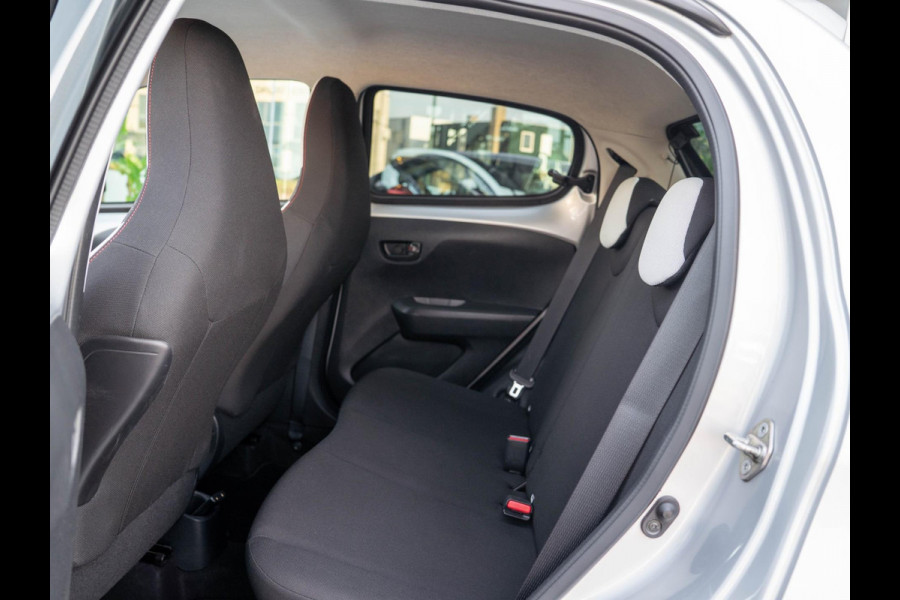 Citroën C1 1.0 VTi Millenium / Stoelverwarming / CarPlay / Camera / DAB / Speedlimiter