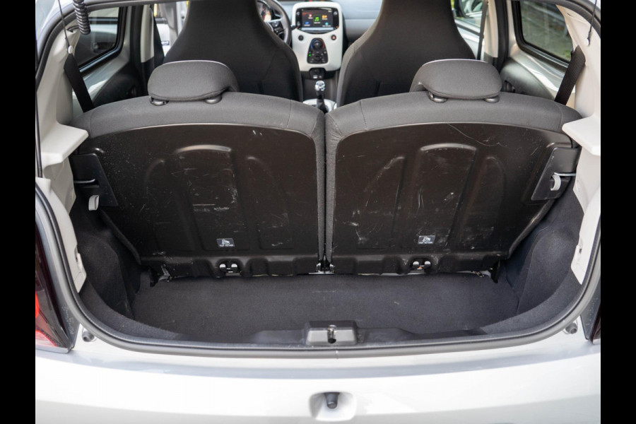 Citroën C1 1.0 VTi Millenium / Stoelverwarming / CarPlay / Camera / DAB / Speedlimiter