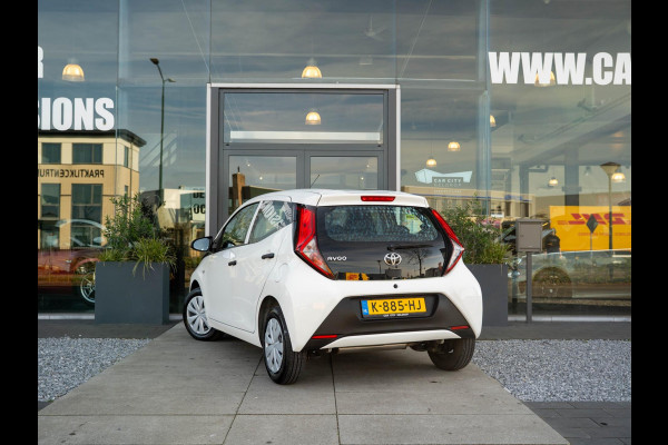 Toyota Aygo 1.0 VVT-i x-fun / Bluetooth / Speedlimiter / Airconditioning / LED