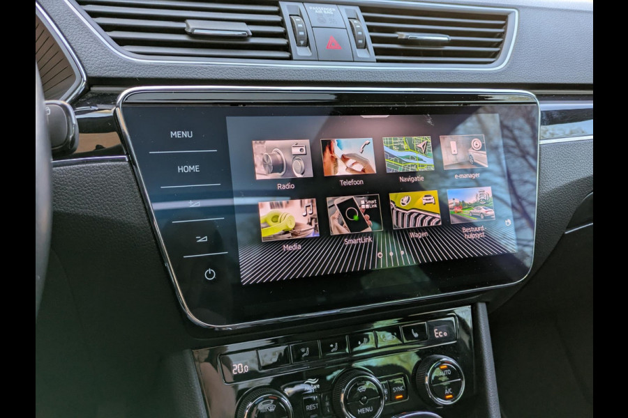 Škoda Superb Combi 1.4 TSI iV Laurin & Klement|Panodak|Leder|Memory|Matrix-LED|Virtual-Cockpit|Stoel/Stuurverwarming|Trekhaak
