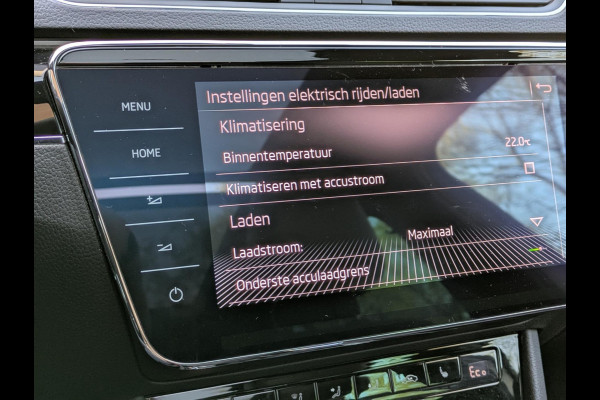 Škoda Superb Combi 1.4 TSI iV Laurin & Klement|Panodak|Leder|Memory|Matrix-LED|Virtual-Cockpit|Stoel/Stuurverwarming|Trekhaak