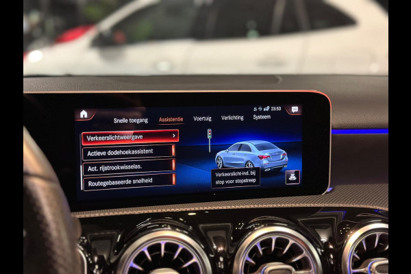 Mercedes-Benz A-Klasse 250 e|AMG|PANO|SFEER|FULL OPTION